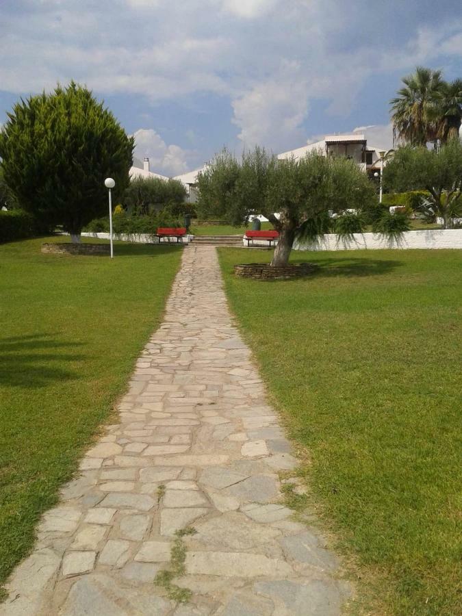 Oikismos Trikorfou Villa Gerakini Exterior photo